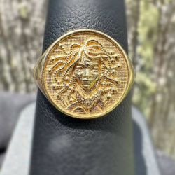 Jewelry 14k solid yellow gold  Medusa lady ring size 7.00