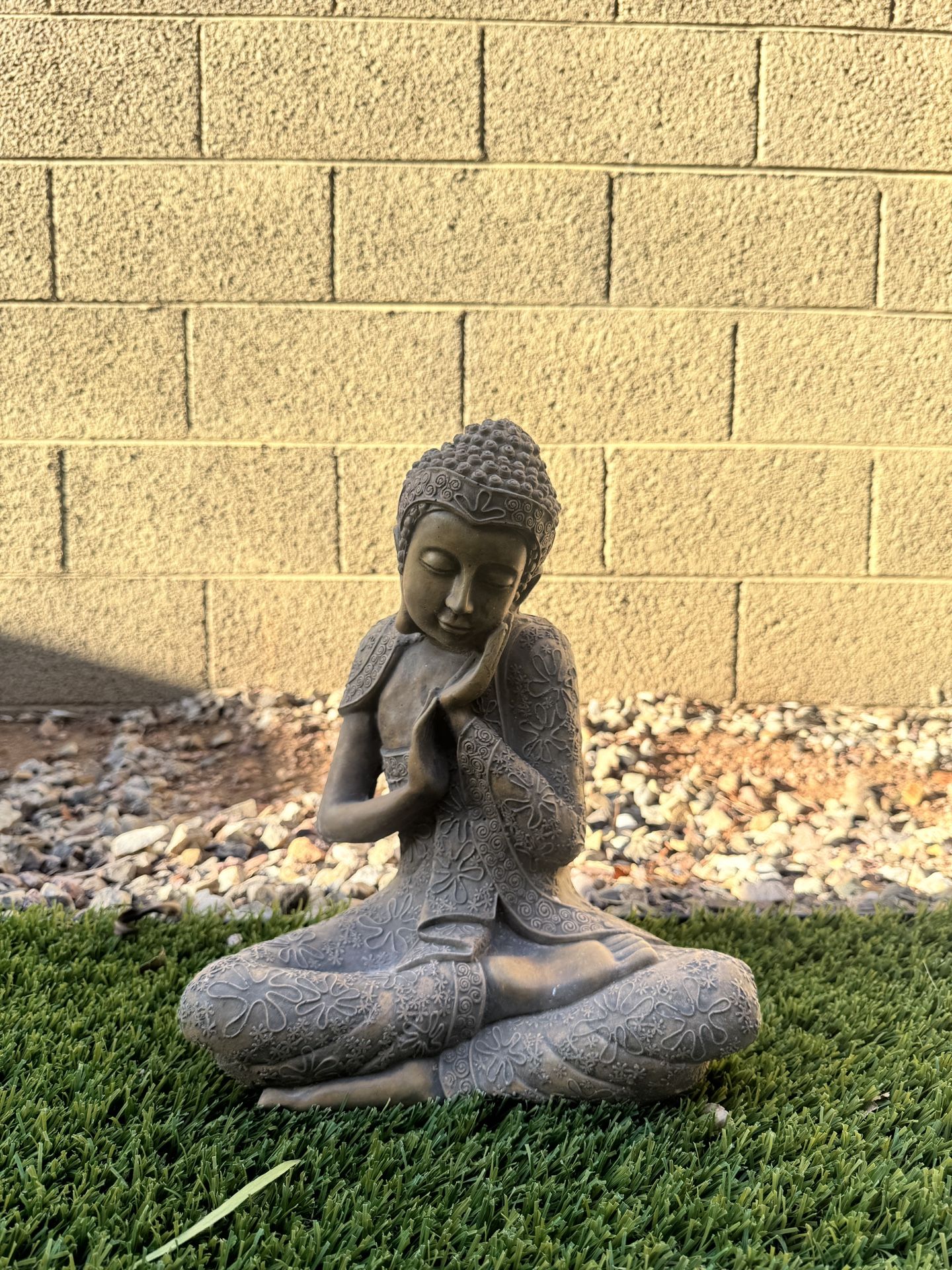 13" Statue