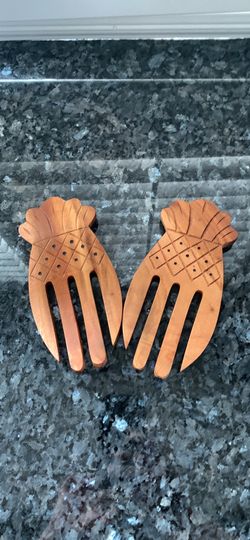 Wooden salad serving forks pineapple design set of 2