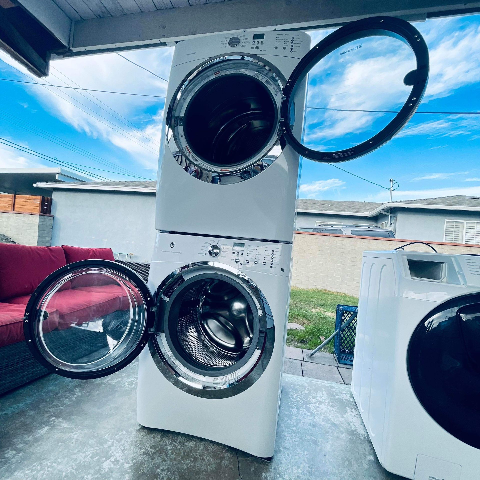 Washer And Dryer 