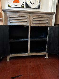 Cabinet w/ Drawers