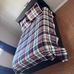 Full/Queen Size Bed Frame W/ Backboard 