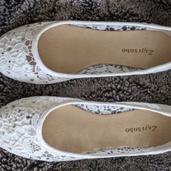 White Lace Ballet Flat Shoes