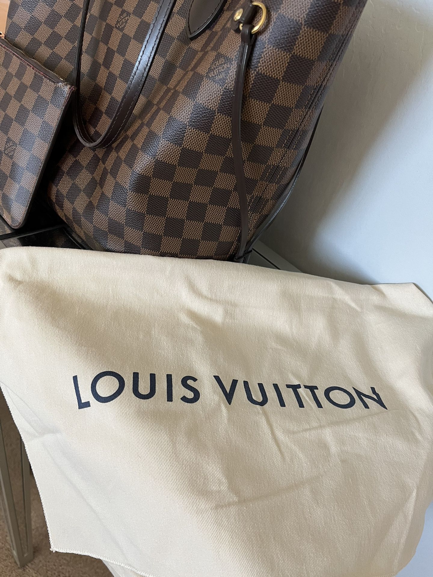 Louis Vuitton - Damier Ebene Neo Neverfull MM for Sale in Waddell, AZ -  OfferUp