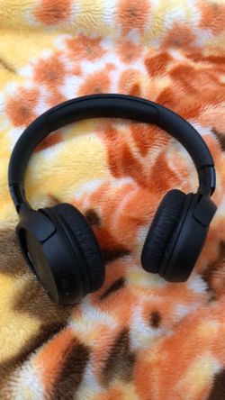 JBL HEADPHONES