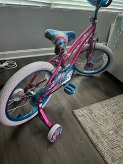 Girls bike