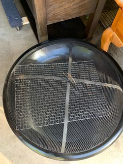 Portable light weight fire pit  cash only pick up in Elburn