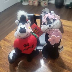 Looney Tunes Pepe Le Pew and Penelope Wedding Bean Bag