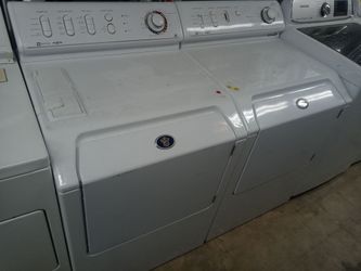 Maytag Neptune front load washer and gas dryer set - Free delivery