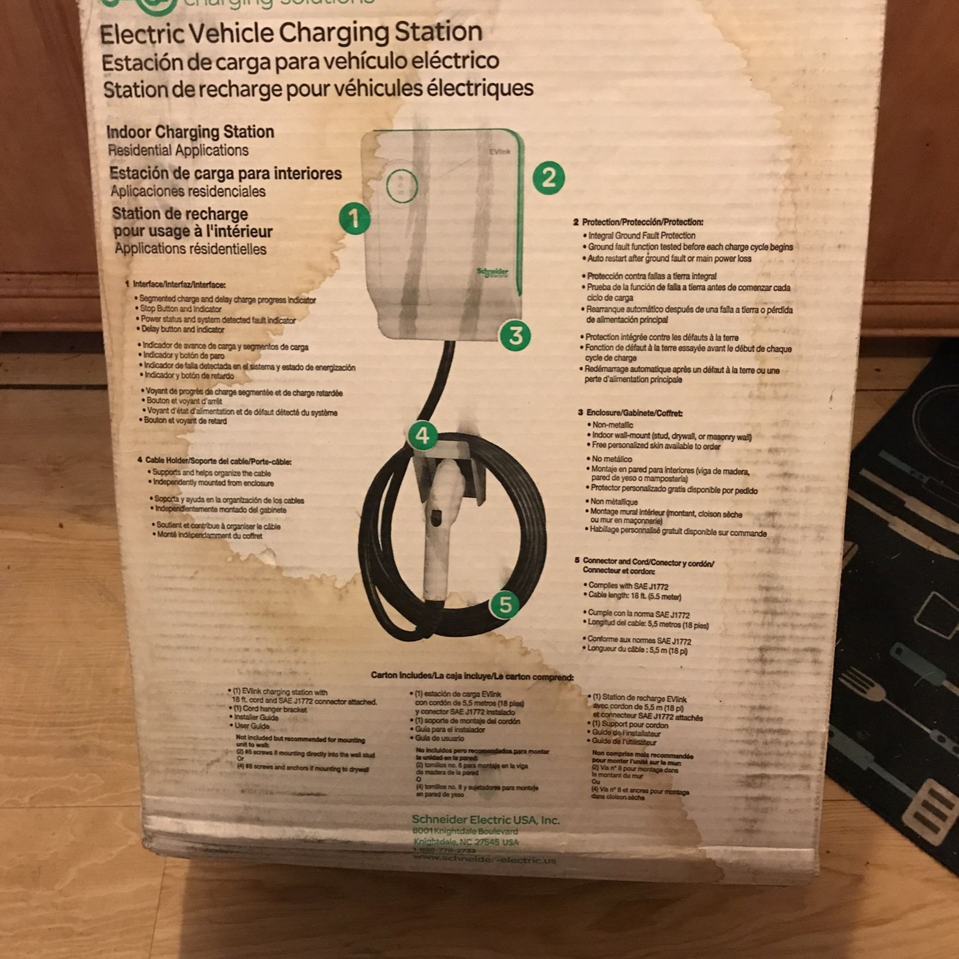 EVLINK (Schneider Electric ) Home Charging Station for electric vehicles