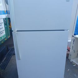 Kenmore Refrigerator 