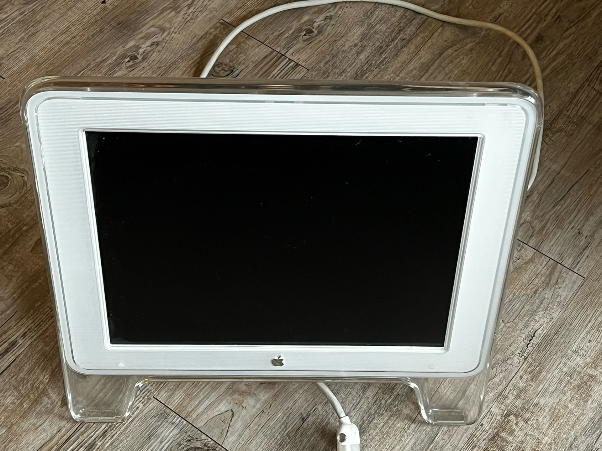 Apple 17 Inch Studio Display