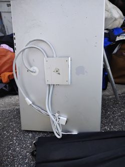 Apple monitor