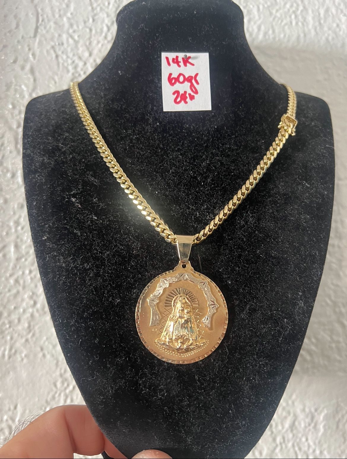 14K Solid Gold 🇨🇺 Links Chain and Pendant 60Gr 24 Inches Long