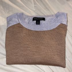 Women Banana Republic 190%Merino wool two tone sweater  2020 edition 