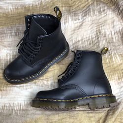 Dr. Martens 1460 Slip Resistant Black Boots