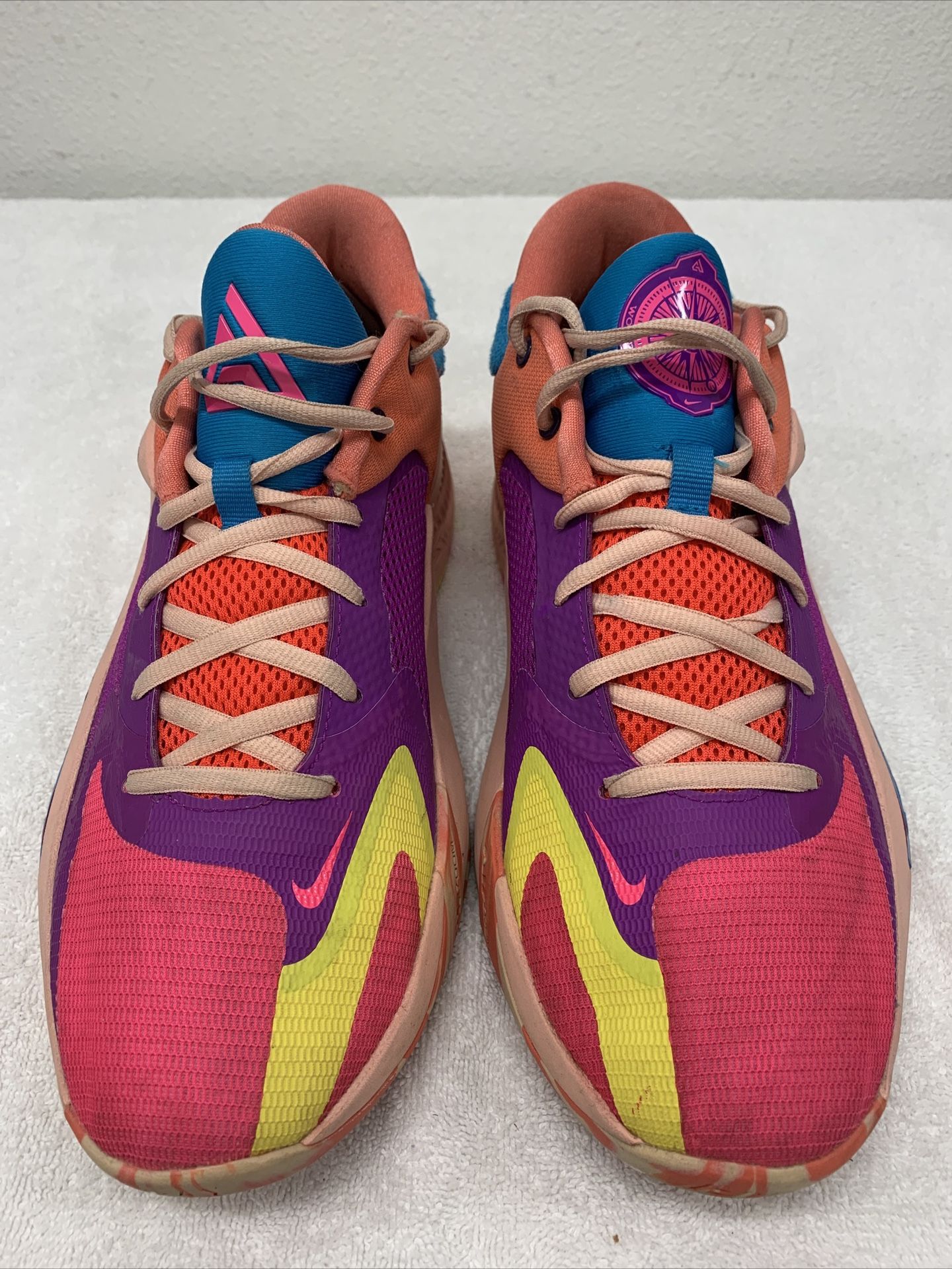 Size 10 - Nike Zoom Freak 4 Bahamas