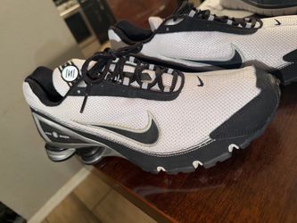 Vintage Nike Shox Turbo White/Black/Silver – Men’s Size 11.5