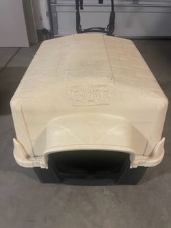 Dog house