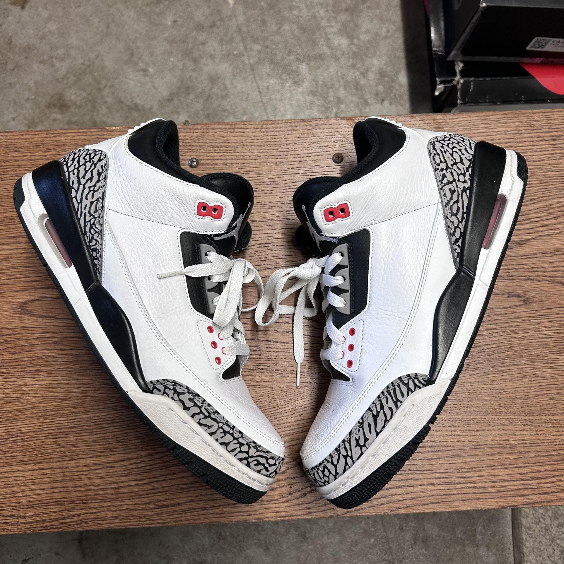 Air Jordan 3 Infrared