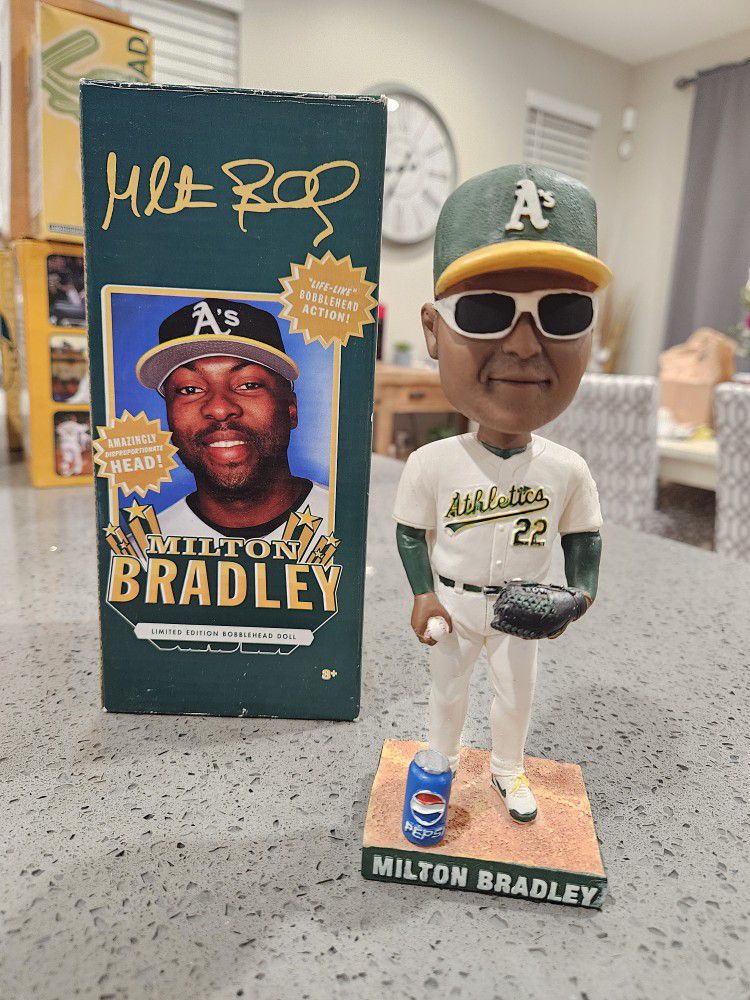 2007 Oakland A’s MILTON BRADLEY 8”  Limited Edition BD&A  
With Box