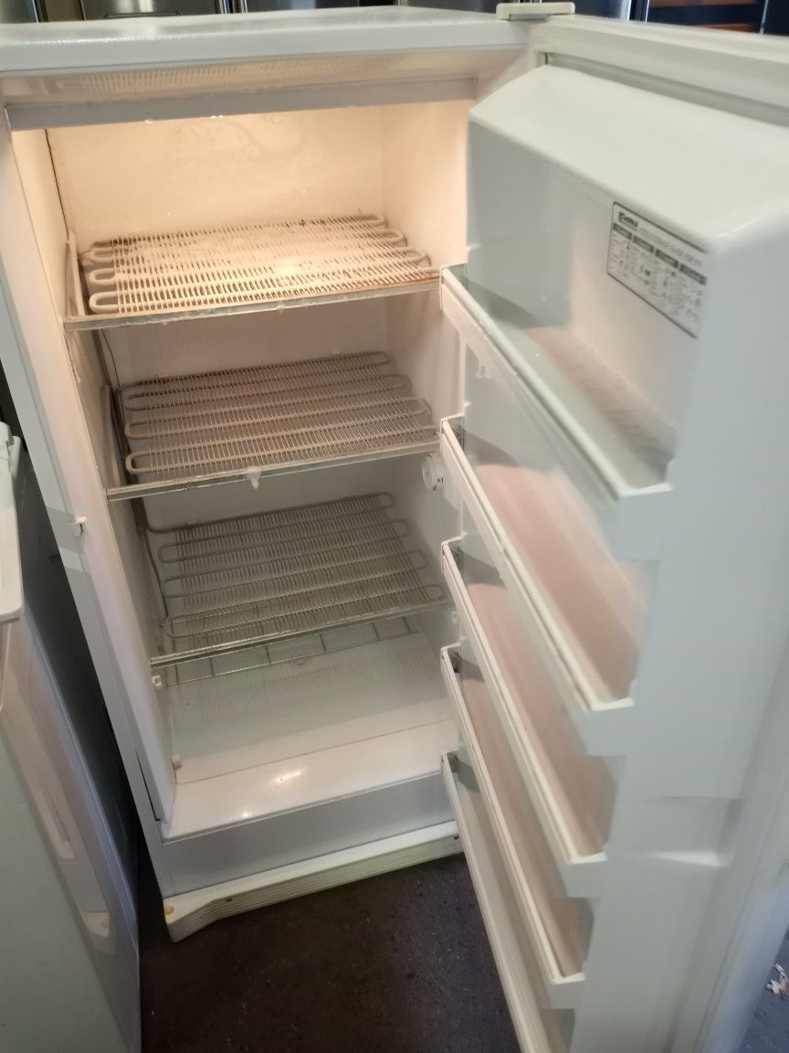 Kenmore Upright Freezer