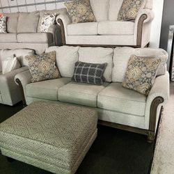 2 Piece Soft Linen Traditional Style Sofa And Loveseat/ Pillows Included/ Brand New 