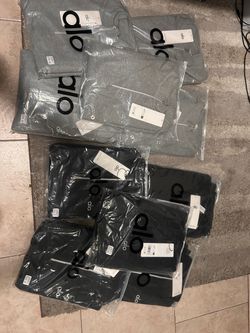 Alo quarter zip