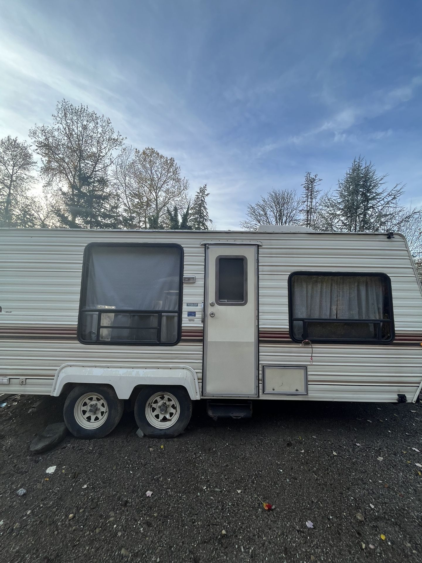 Layton M2220 for Sale in Renton, WA OfferUp