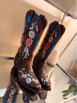 MACIE BEAN ROSE GARDEN boots