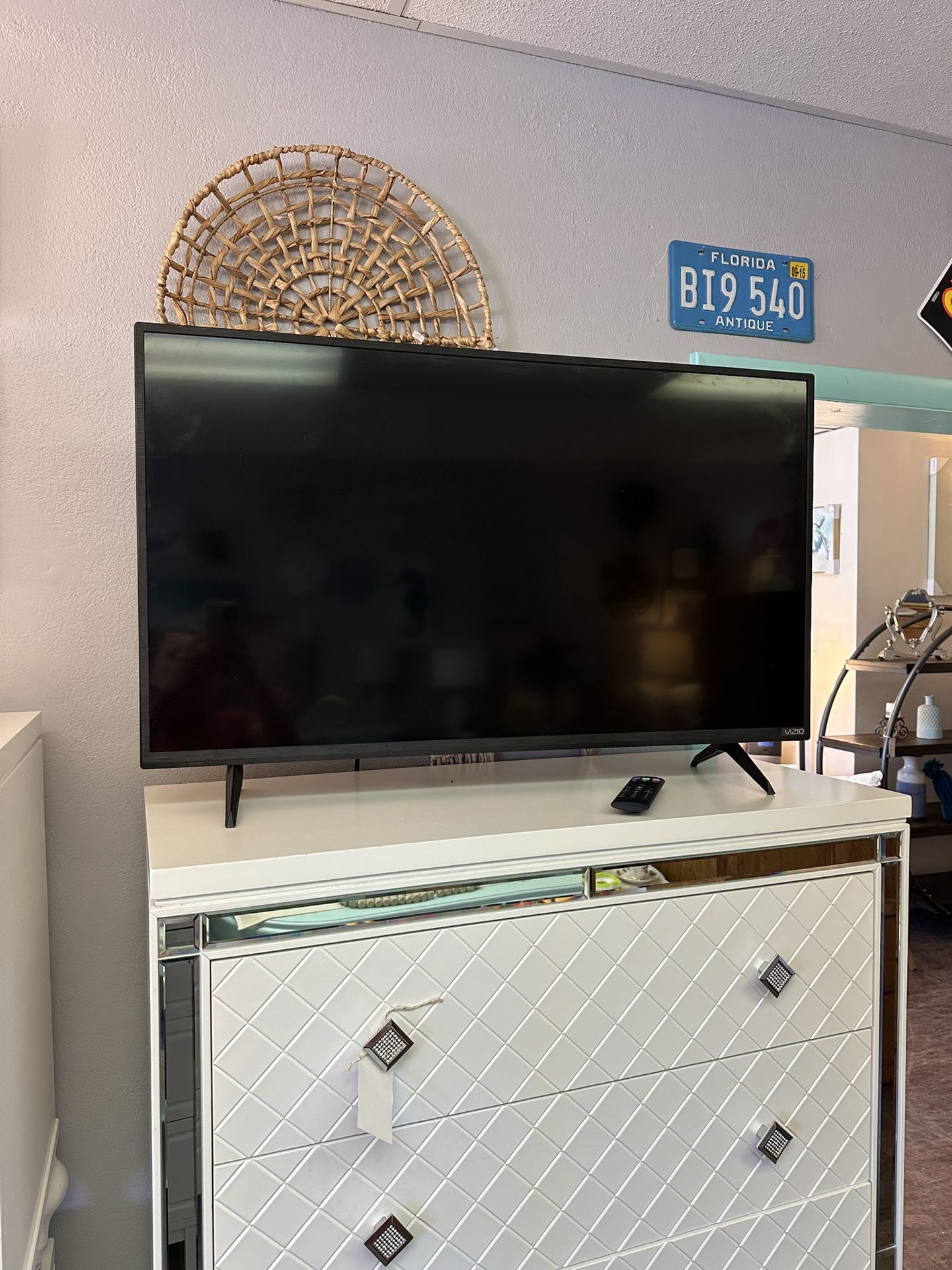 40 Inch TV Vizio