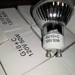 50 Watt Halogen Light Bulbs  GU10 Base - 7 Lot