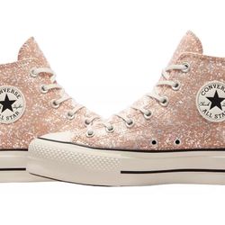 Women Size 11 Chucks 