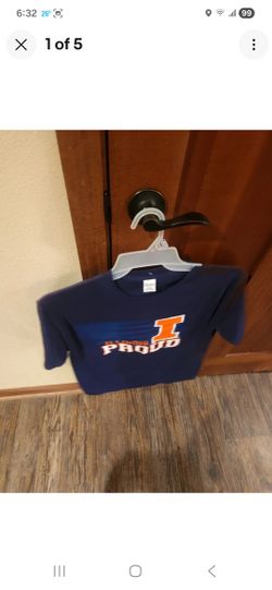 Hanes University Of Illinois Proud Tshirt New With Defects, See Description