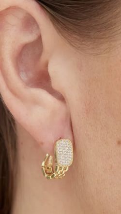 SAVVY CIE JEWELS Pavé Panther Link Hoop Earrings NWOT