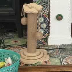 Cat Scratcher With Balls For Play