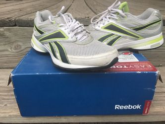 Reebok size 8 1/2