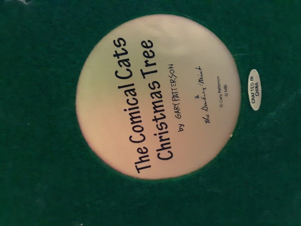 VINTAGE-ISH DANBERRY MINT CAT CHRISTMAS TREE