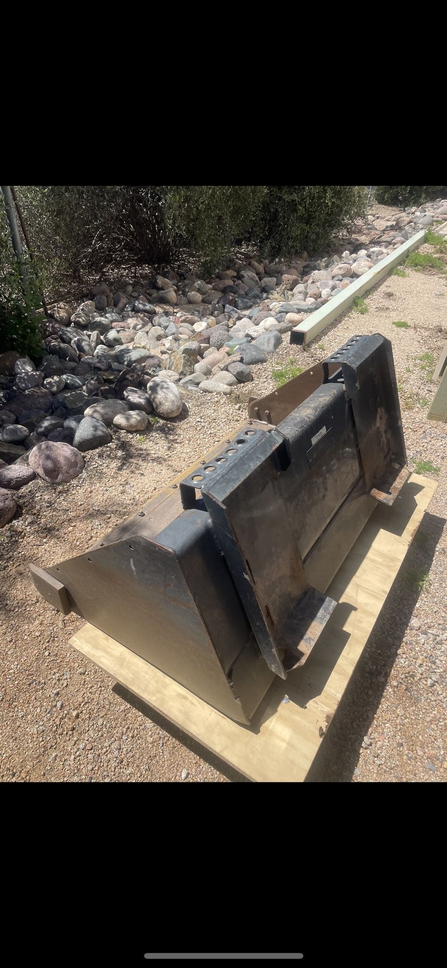 Bobcat Bucket