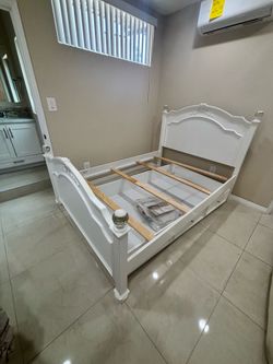 Full sized bed- No mattress- Pick up ONLY!