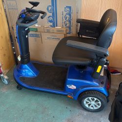 Motorize Wheelchair (Scooter)