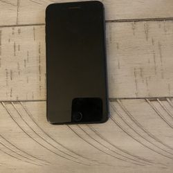 iPhone 8 Plus 