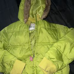 Girls Green Puffer Jacket Size 7/8 