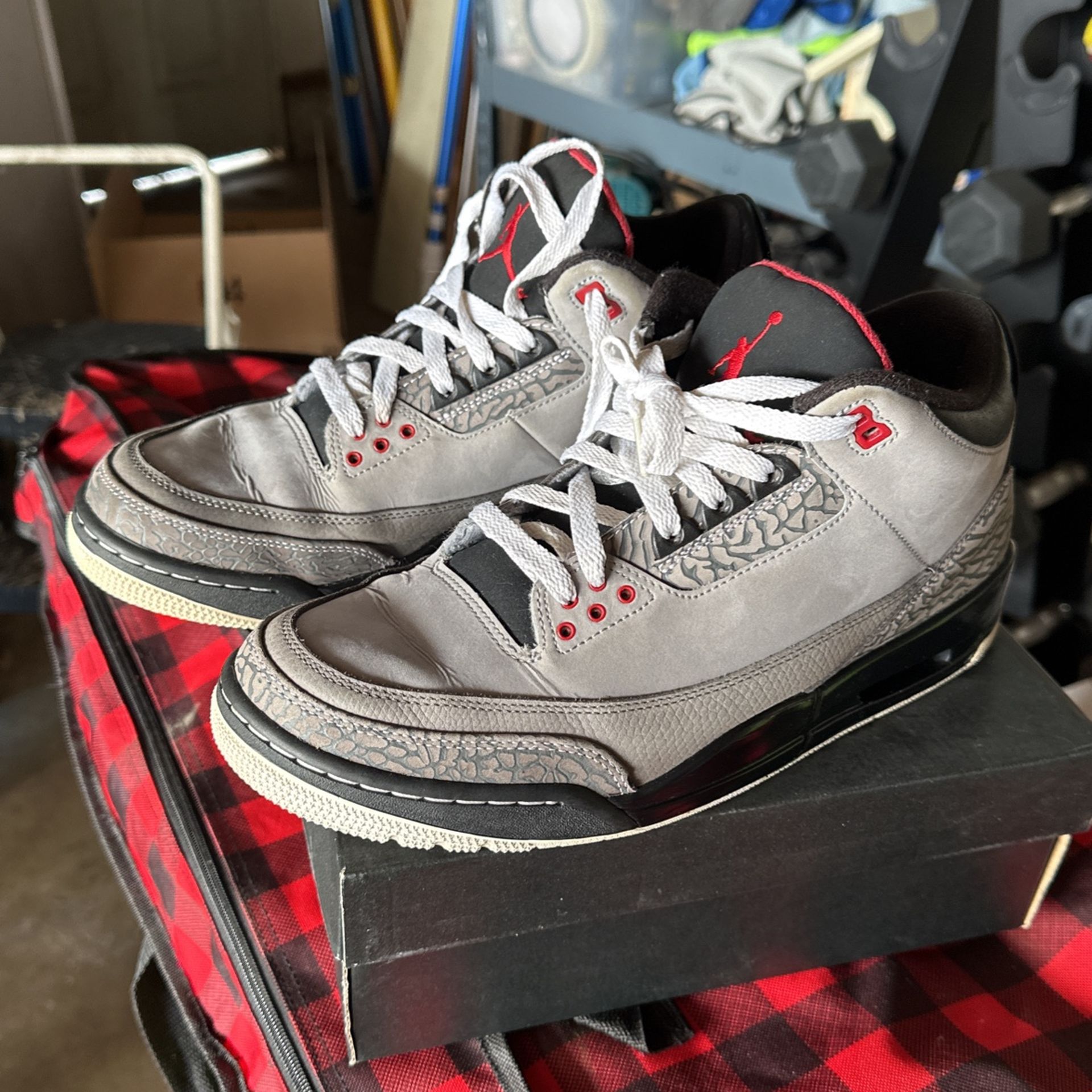 Jordan’s 3 Retro Stealth