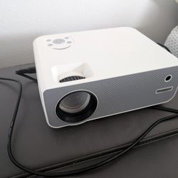 ONOAYO Projector-Enjoy a movie theater experience at home!