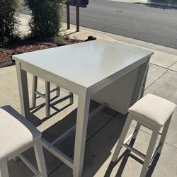 Rustic Dining Table With 4 Barstools