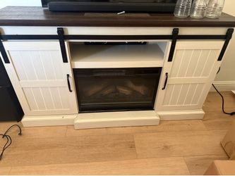 Entertainment Center/Fireplace