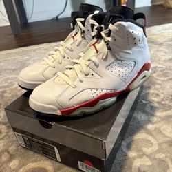 2010 Air Jordan Retro 6 White Varsity Red ‘bulls’
