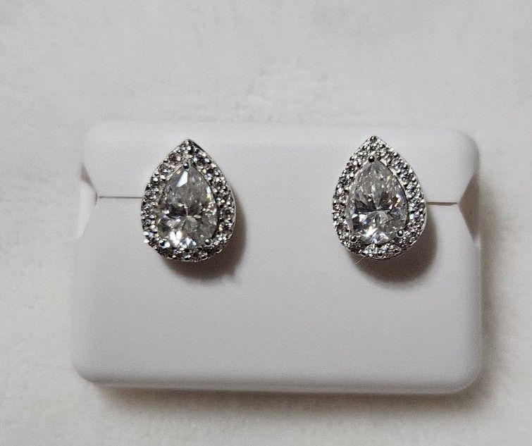 2 Carat Earrings