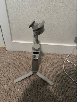 OSMO IPHONE GIMBAL